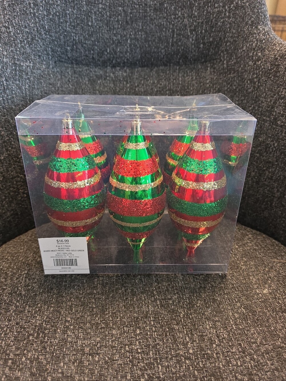 NIP Lot 6 Classic Glossy 7" Tear Drop Christmas Tree Ornaments Red Green Gold